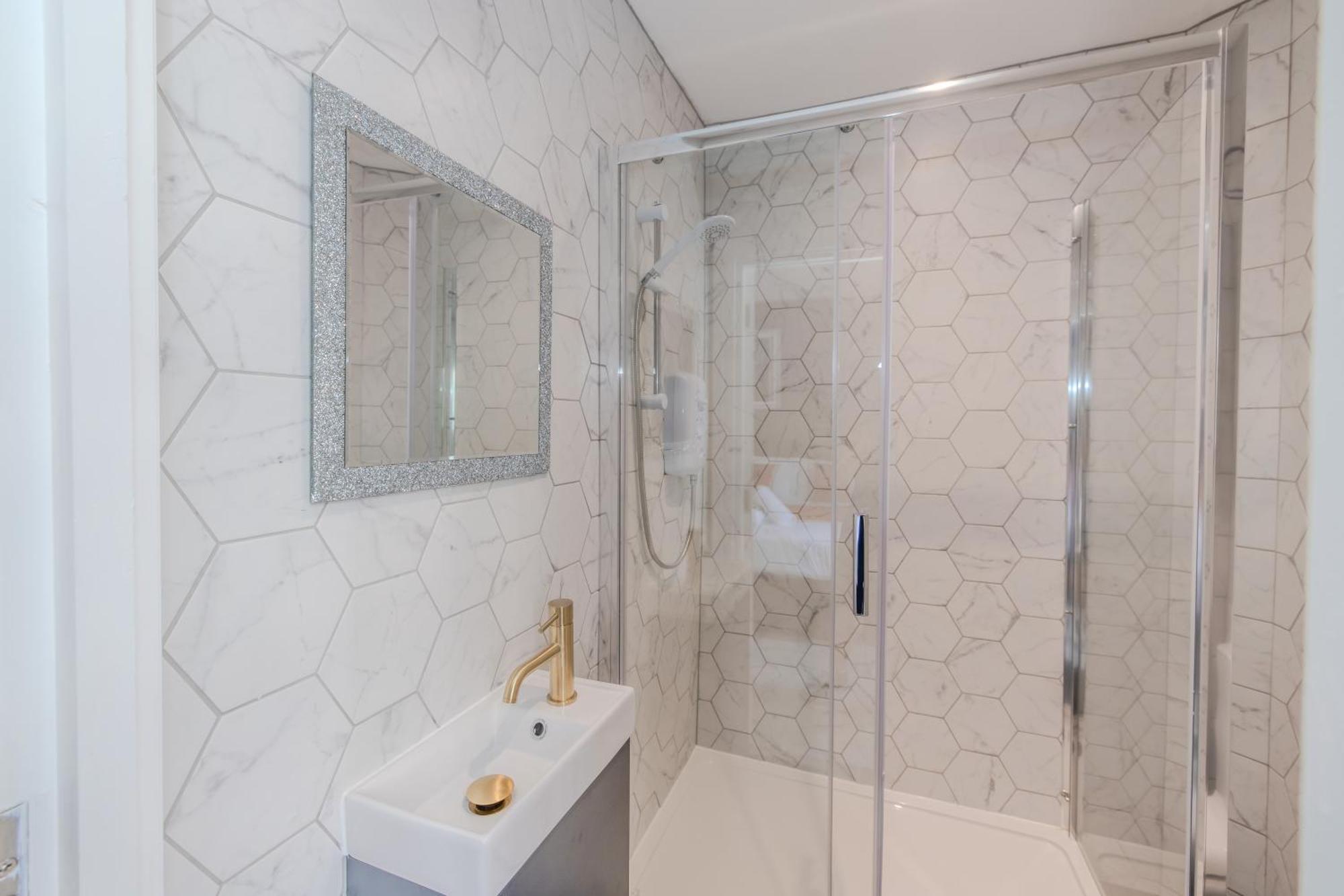 Amazing 3 Bedroom Flat I Next To Brighton Beach & Shopping Center Luaran gambar